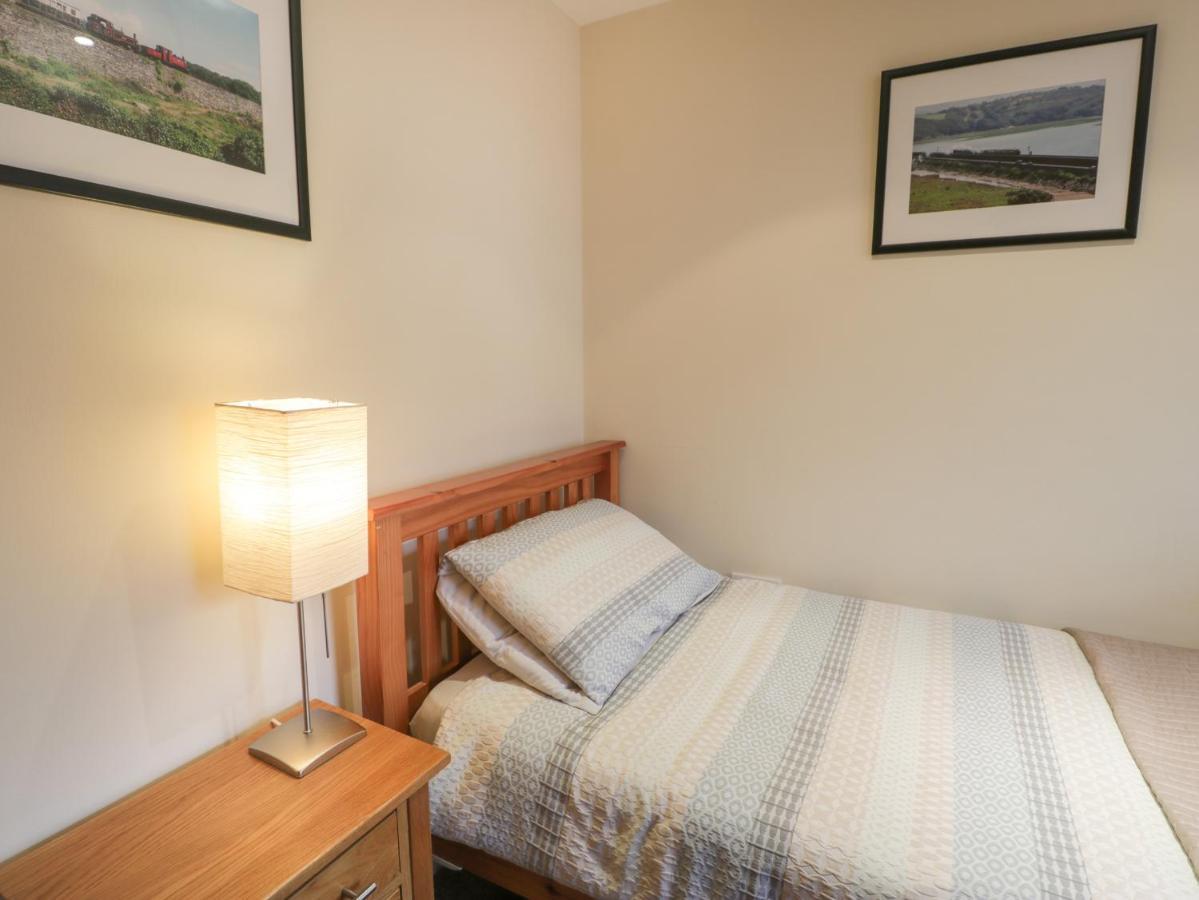 Whistle Stop Apartment 포스마독 외부 사진